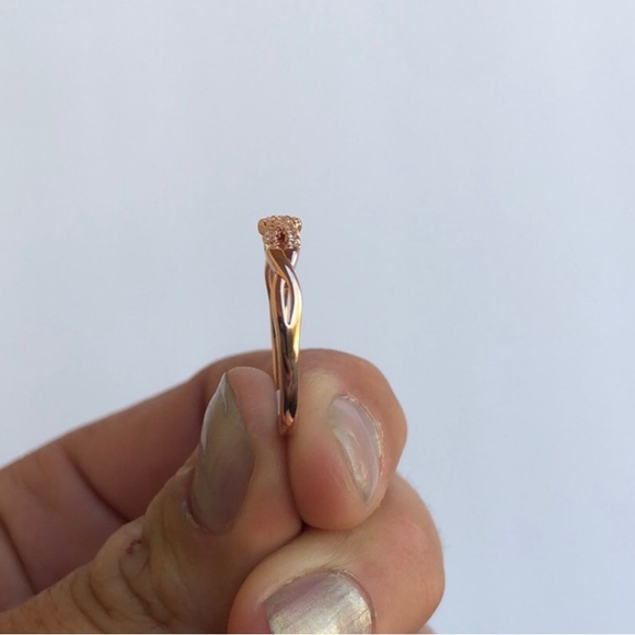 Fragrant Jewels Rose Gold Peppermint Twist Stacker CZ Crystal Ring Size 8 - Picture 4 of 6